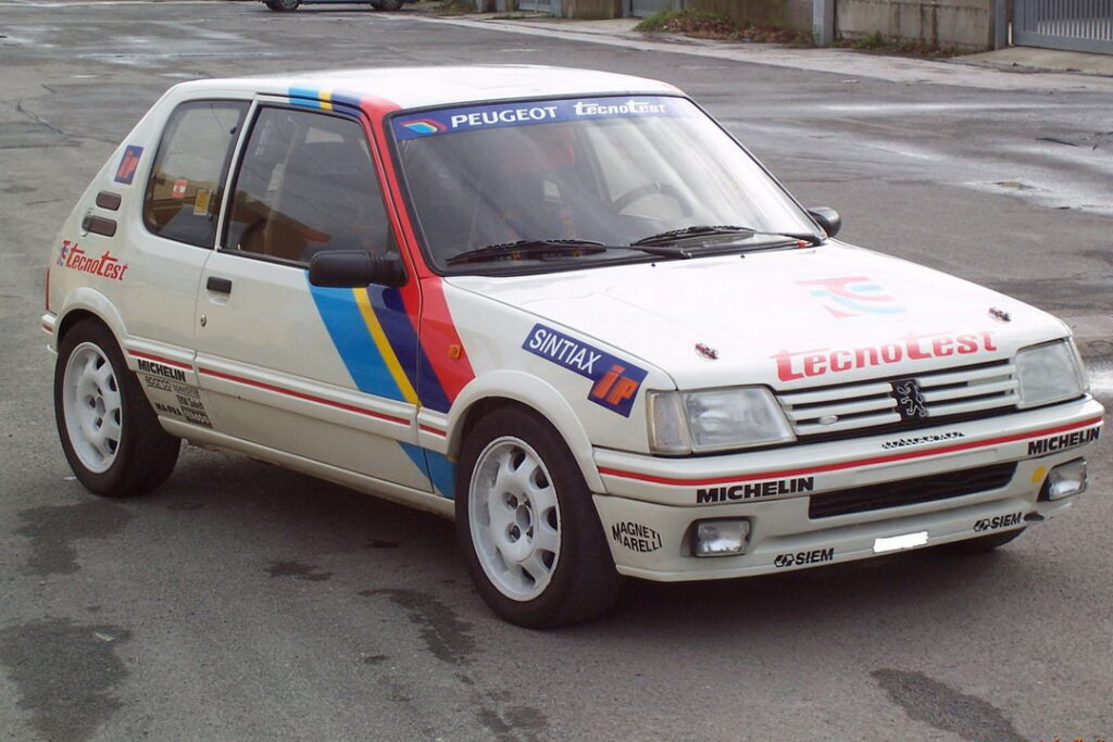 Peugeot 205 GTi group A