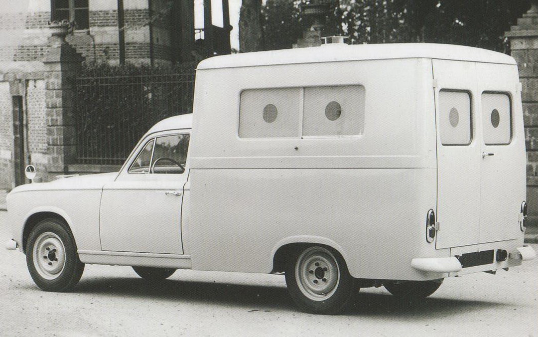 Peugeot 403 Ambulance