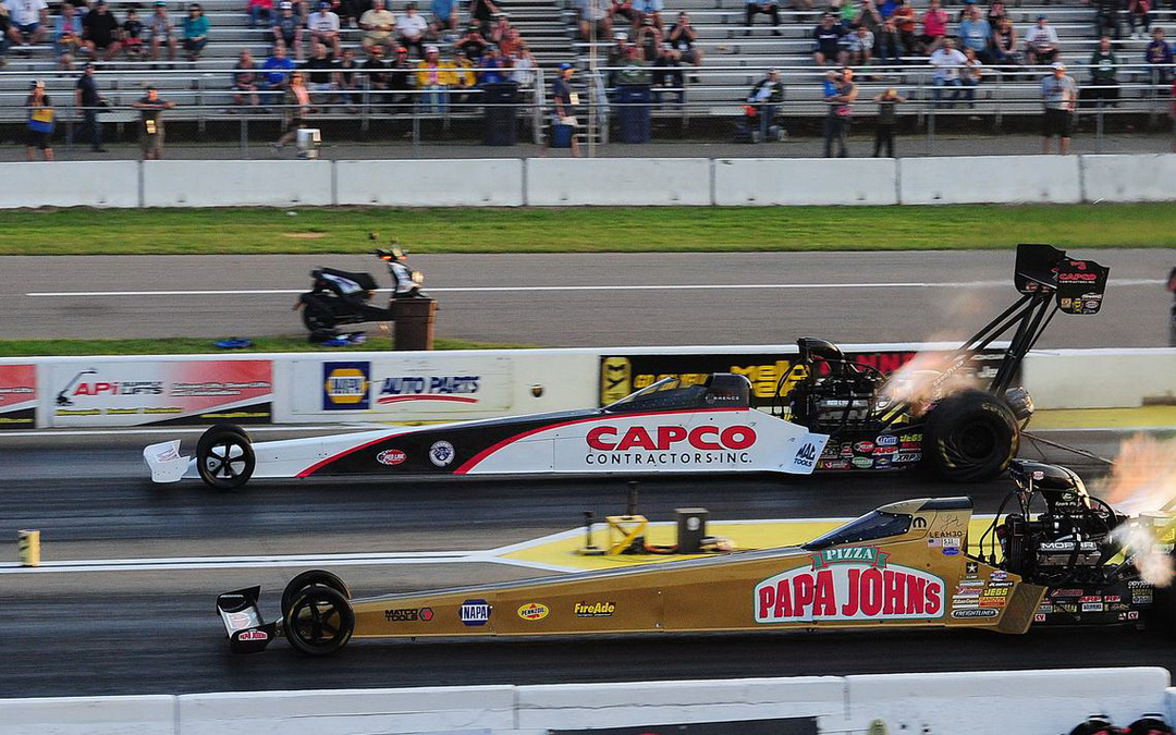  Dragsters Doubles Race