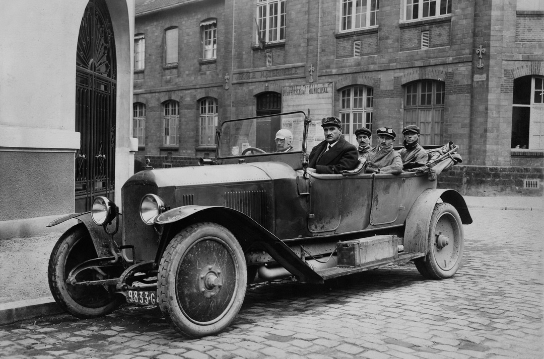  The first ever diesel passenger car