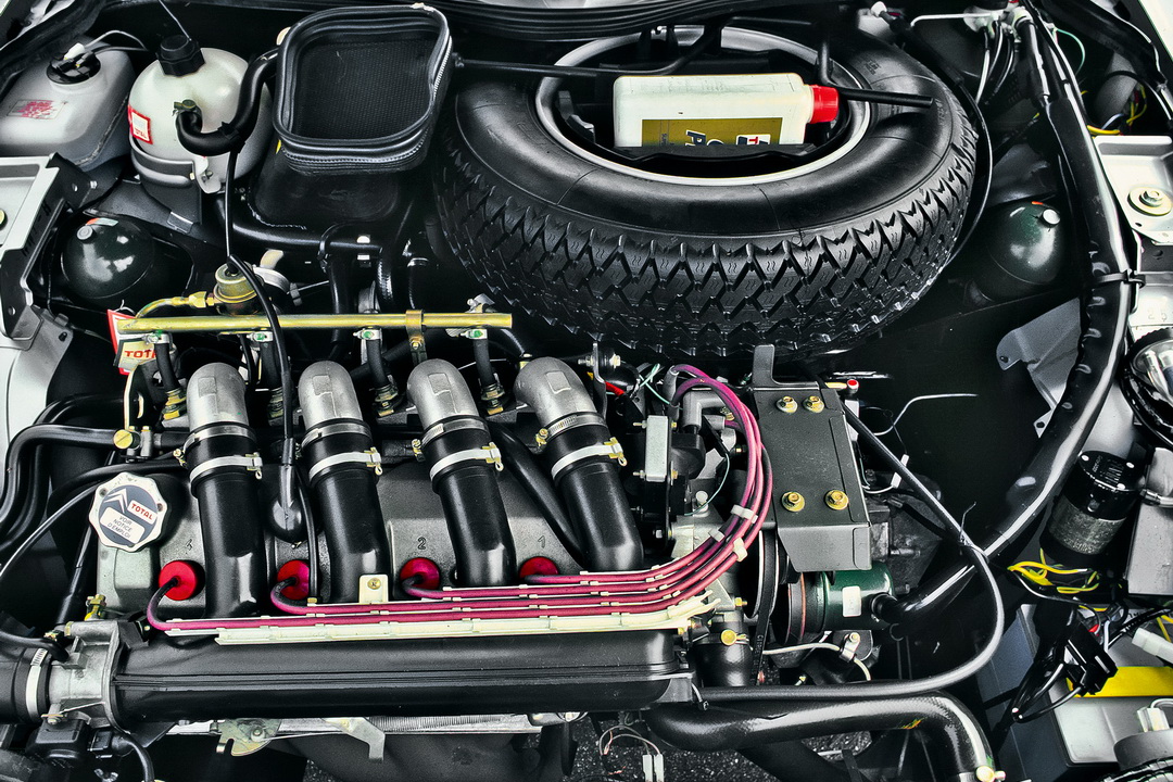  Citroen CX 2.5 Turbo GTi petrol engine
