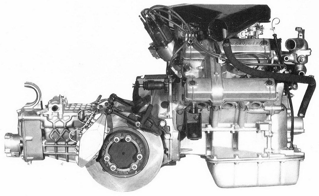 Citroen SM engine layout behind the front axle